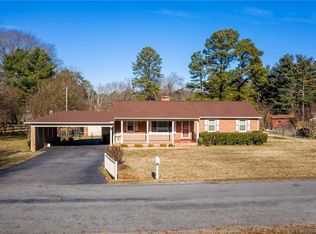 6330 Ridge Ln, Mechanicsville, VA 23111