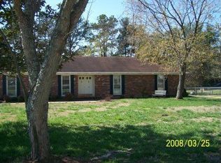 102 Lynn Dr, Taylors, SC 29687