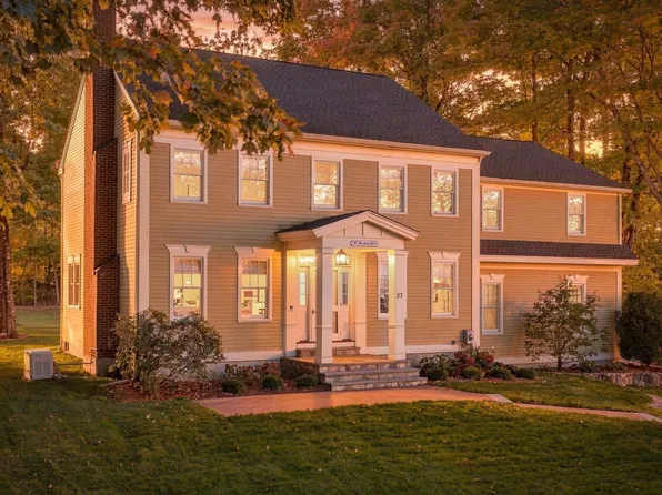 37 Chestnut St, North Andover, MA 01845