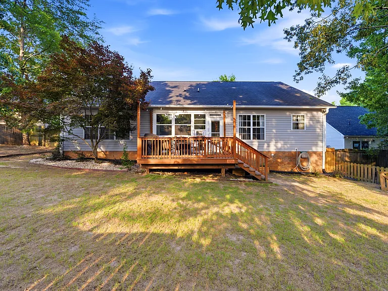 9 Whitewater Ct — Photo 37