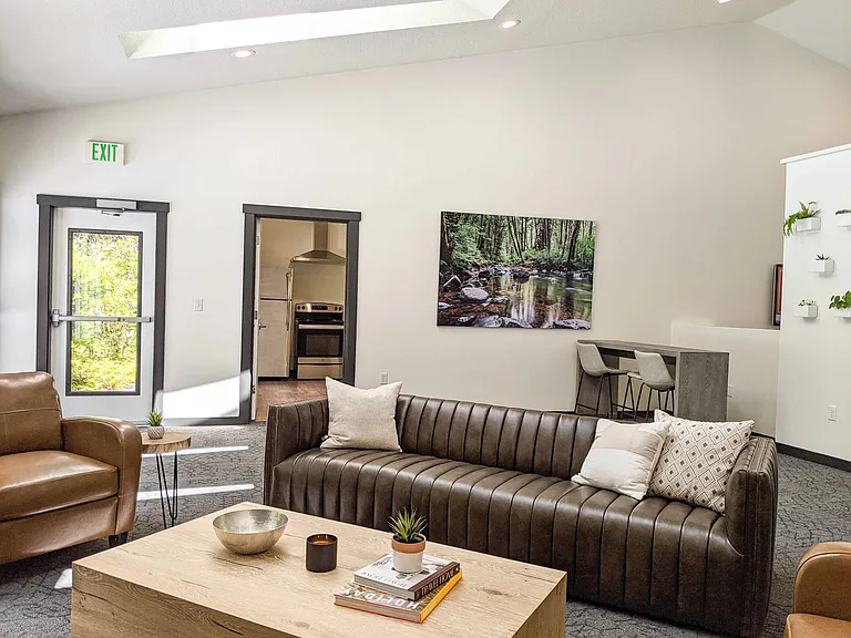 Clubhouse Lounge