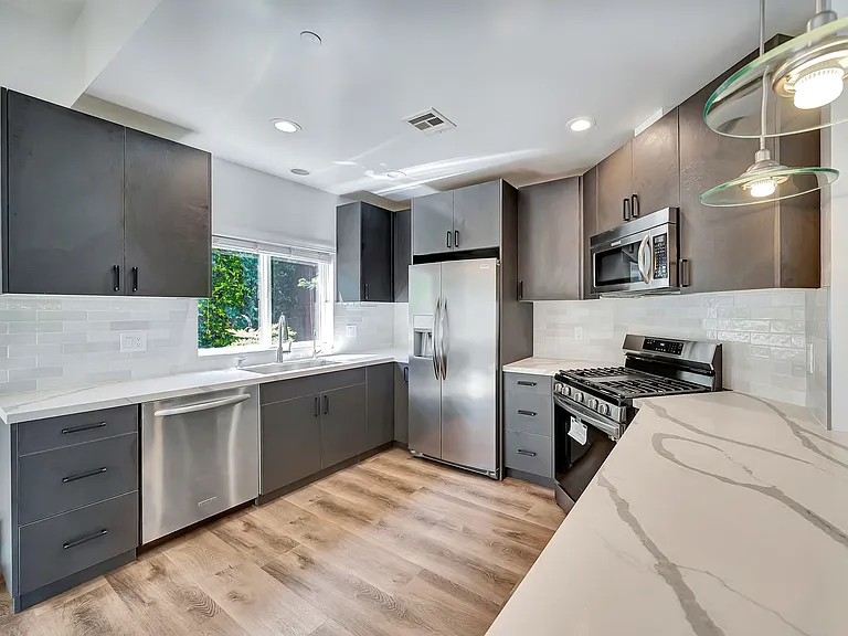 3533 Tuller Ave — Photo 10