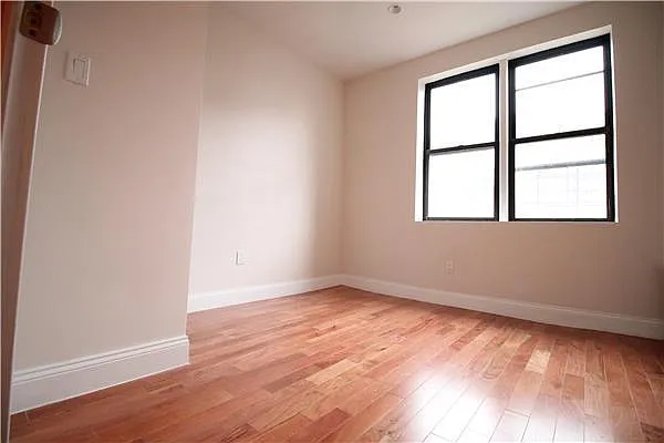 Rented by Platinum Properties | media 7