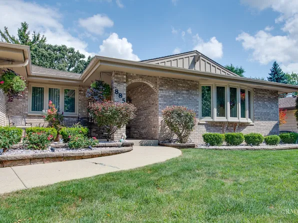 885 Brewster Ln, Bartlett, IL 60103