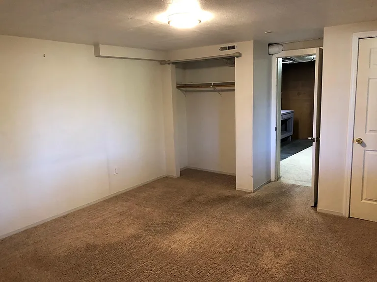 103 Hillside Dr — Photo 8