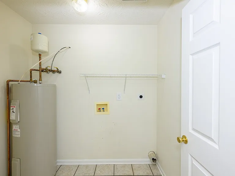 1112 Northridge Dr #B — Photo 23