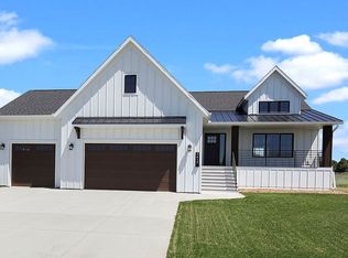 2412 10th Ave N, Sartell, MN 56377
