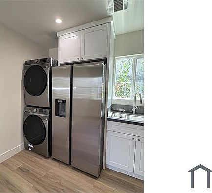 4th image of 4060 Marathon St