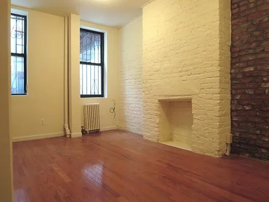 Rented by U2Apartment LLC | media 9