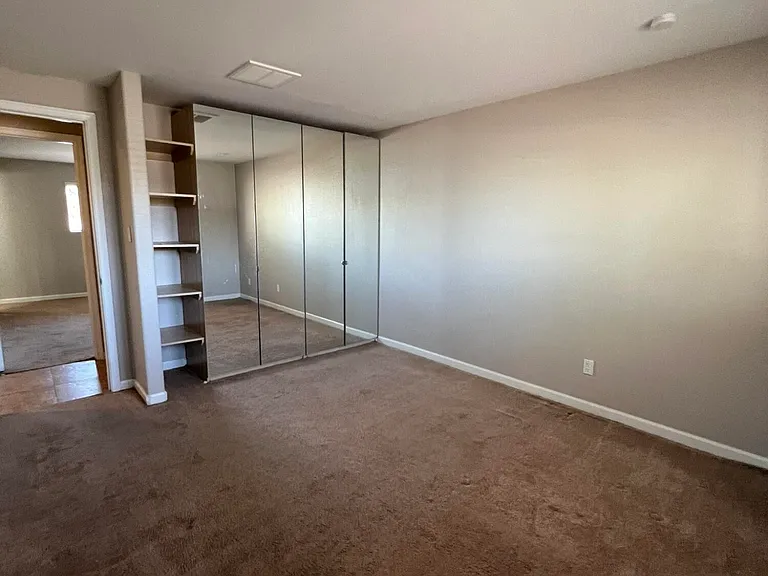 233 E Huntington Dr #233 — Photo 9