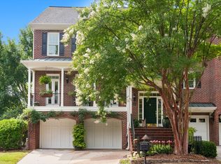 116 Lions Gate Dr, Cary, NC 27518