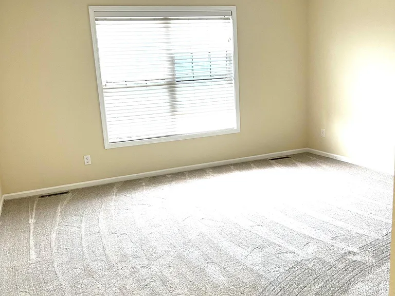 1000 Burton Pl — Photo 10