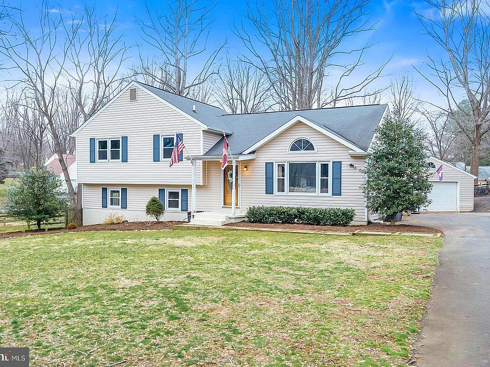 1st image of 7147 Westmoreland Dr