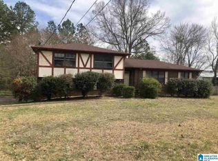 609 Crosscreek Trl, Pelham, AL 35124