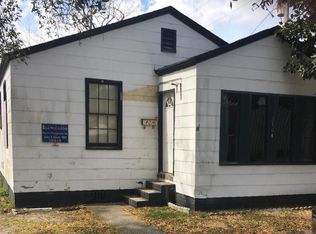 2104 Commander Rd, North Charleston, SC 29405