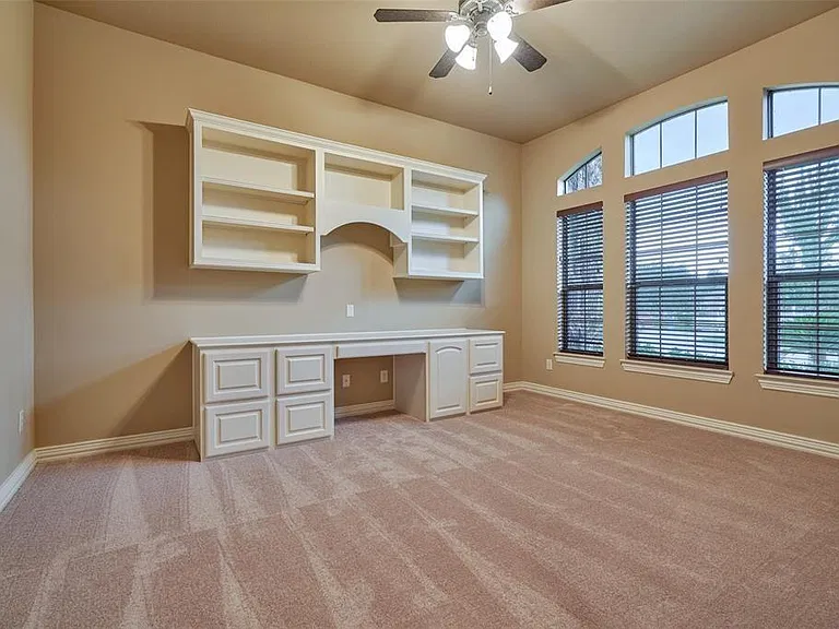 101 E Silverwood Ranch Est — Photo 16