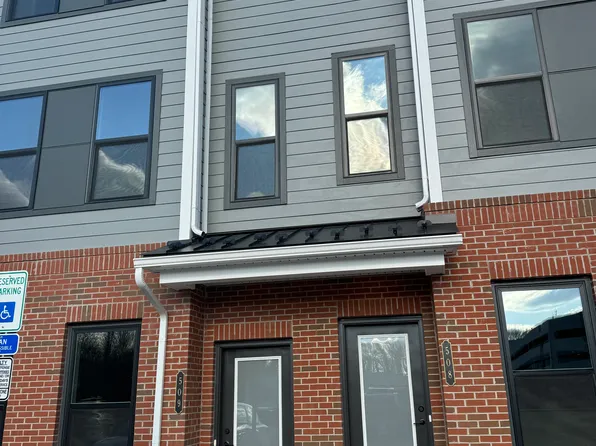 509 Reading Ct, Princeton Junction, NJ 08550