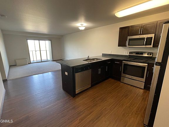 1406 N Main St APT 403, Watford City, ND 58854 | MLS #4008612 | Zillow