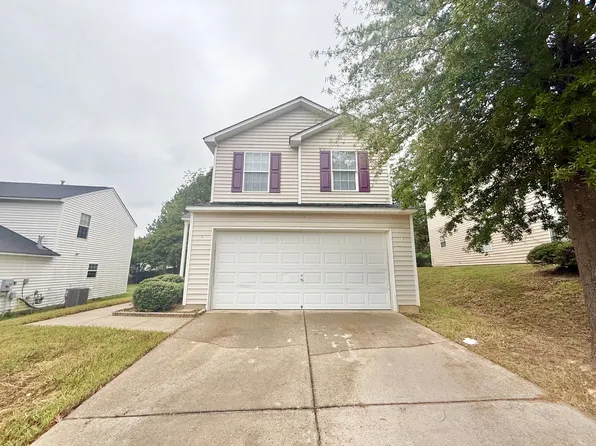 3932 Laurel Glen Dr, Raleigh, NC 27610