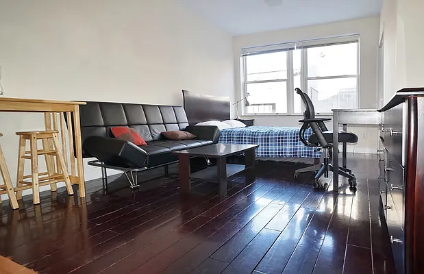 Rented by J Misrahi Realty Corp | media 2