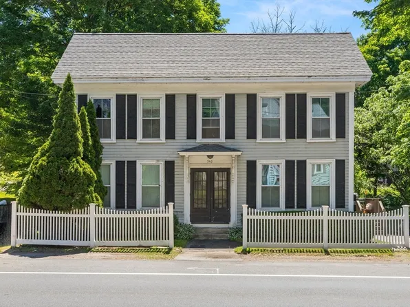 260 Main St, Groveland, MA 01834
