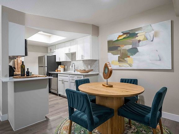 Platinum Kitchen & Dining