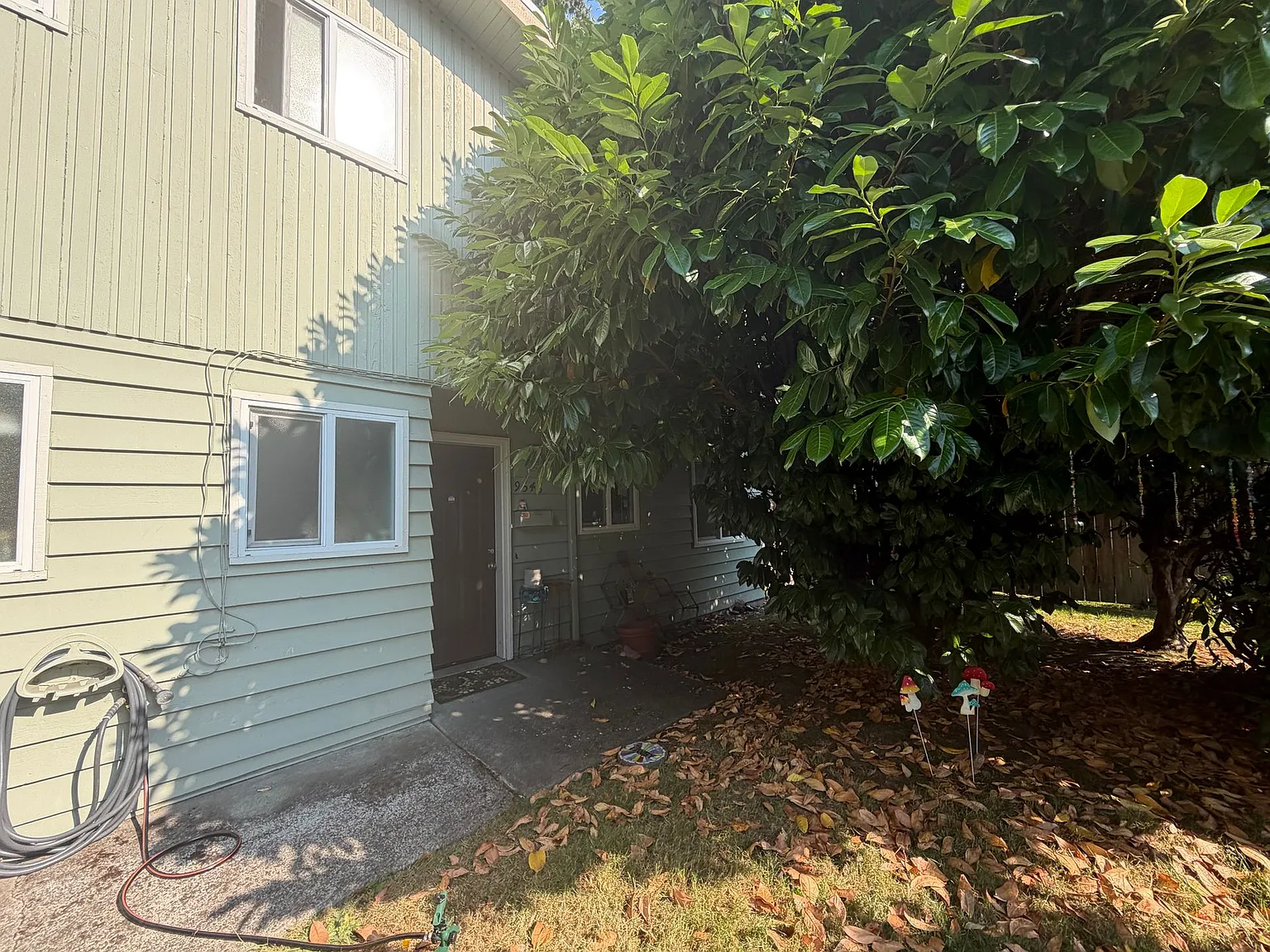 SEA 9542 8th Ave — Photo 4