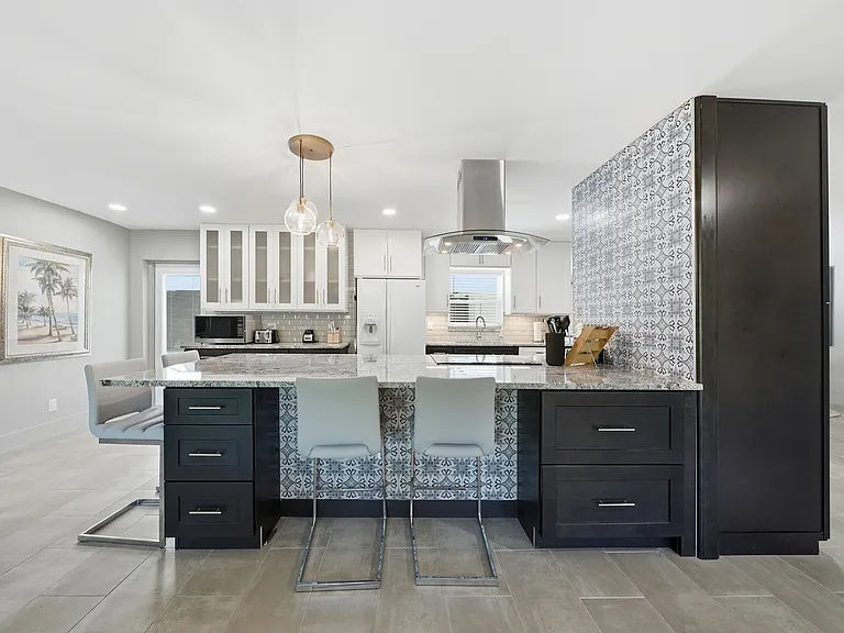 1555 Wyn Cove Dr — Photo 7