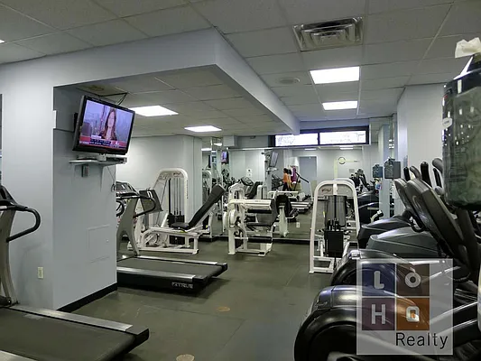 Rented by LoHo Realty | media 5