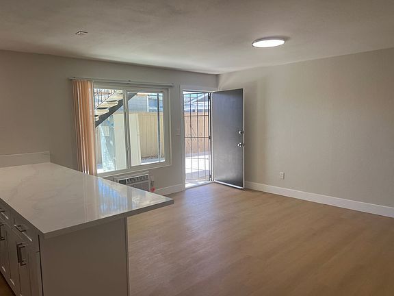 3rd image of 4181 Van Dyke Ave APT 4