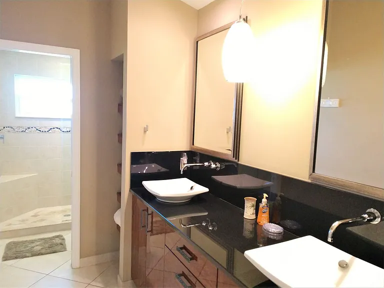 540 Clubside Cir — Photo 30