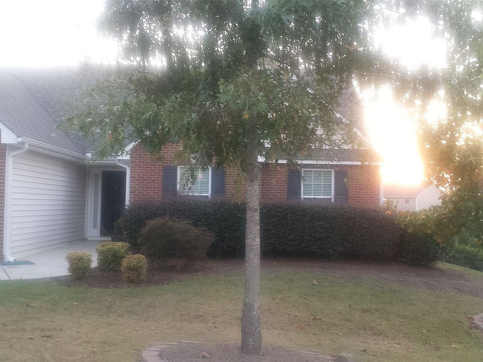 1st image of 1358 River Club Dr NE
