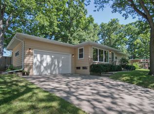 6004 Queens Way, Monona, WI 53716