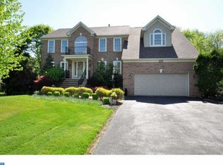 232 Saint Anthonys Dr, Moorestown, NJ 08057