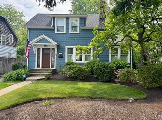 1314 Saint Johns Ave, Highland Park, IL