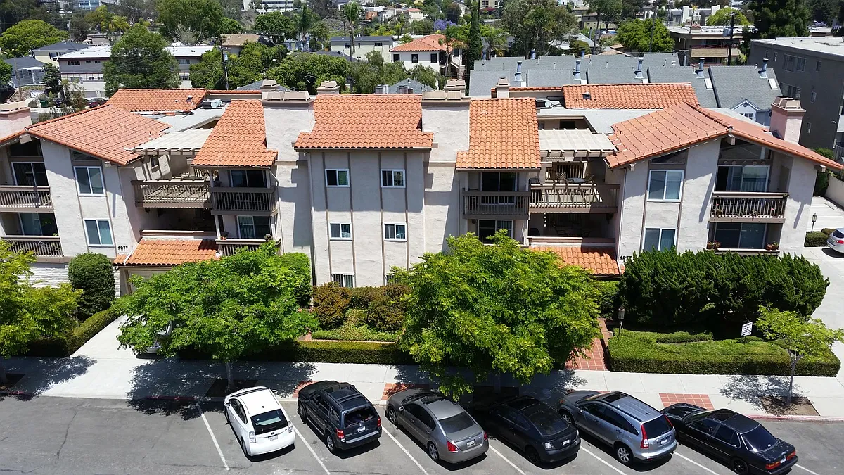 Building Photo - 4077 Goldfinch St