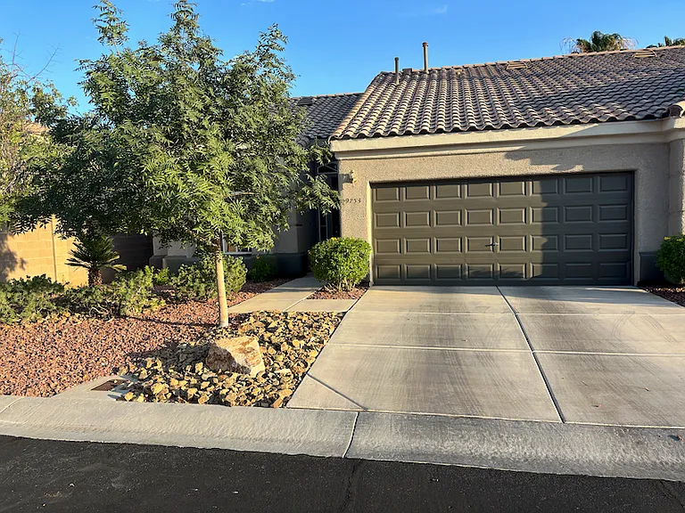 9753 Arrowcrest Ave — Photo 25