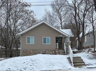 3706 E 39th St, Kansas City, MO 64128