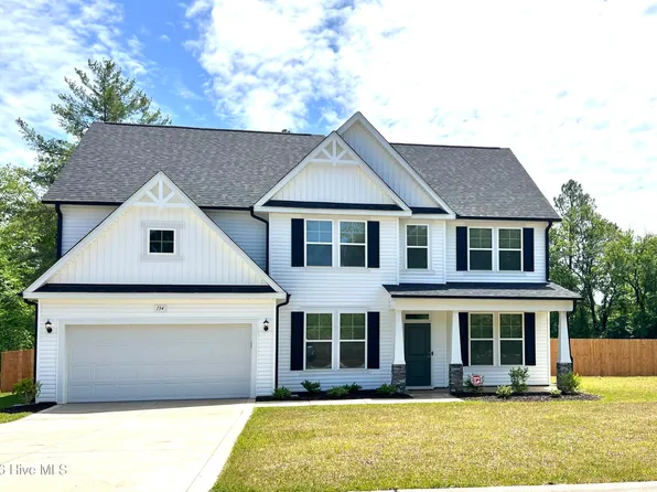 134 Pinnacle Court, Raeford, NC 28376