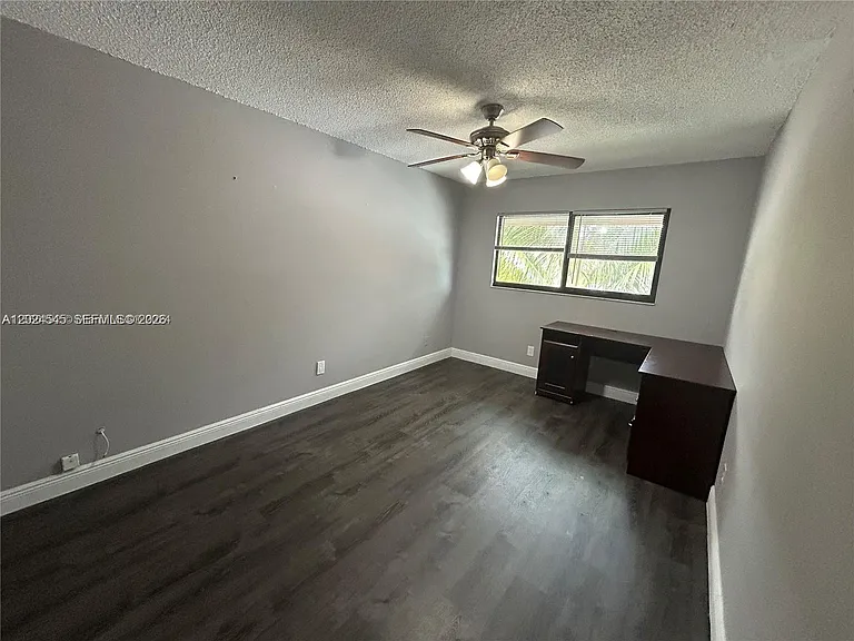 29 Madrid Ln #8-9 — Photo 19