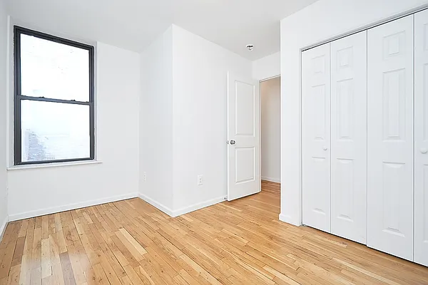 Rented by REAL New York | media 10