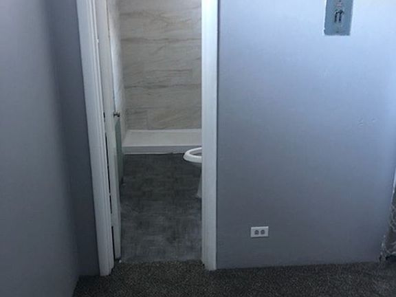 5th image of 3470 S Lincoln St #3458-3462