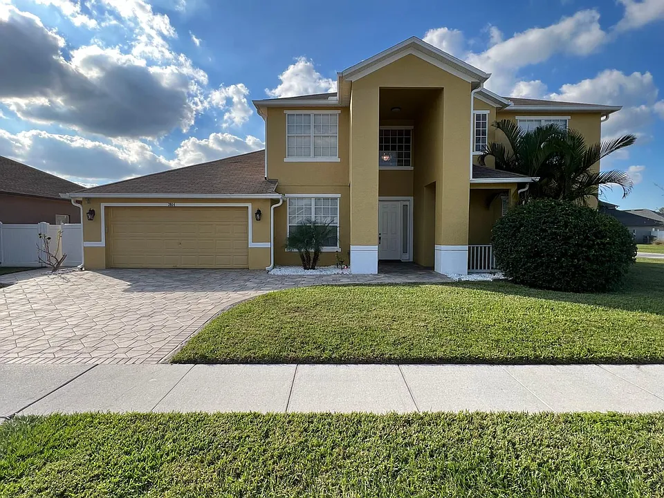 3864 Siskin Dr
