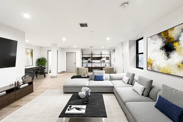 Sold by Nest Seekers International | media 2