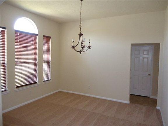 3rd image of 11118 Blue Feather Dr