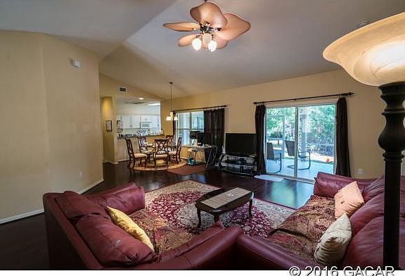 3rd image of 2136 NW 47th Pl