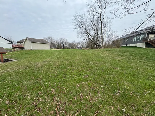 10 Mohican Cv W #383, Sardinia, OH 45171