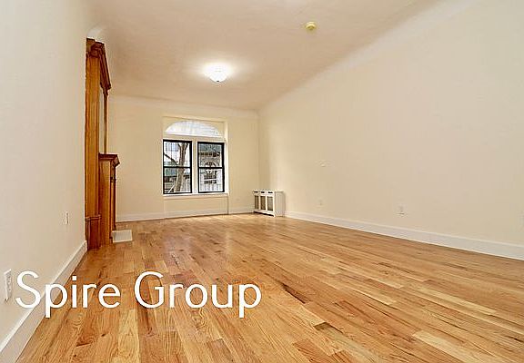 4th image of 292 W 92nd St #1F