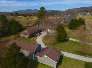 2322 County Lake Rd, Gurley, AL 35748