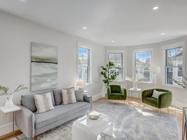 1 Porter Park Unit 1, Cambridge, MA 02140